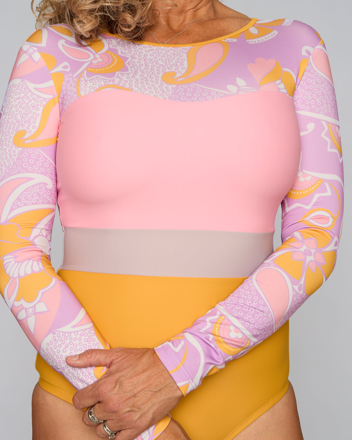  Hermosa One Piece - Aria