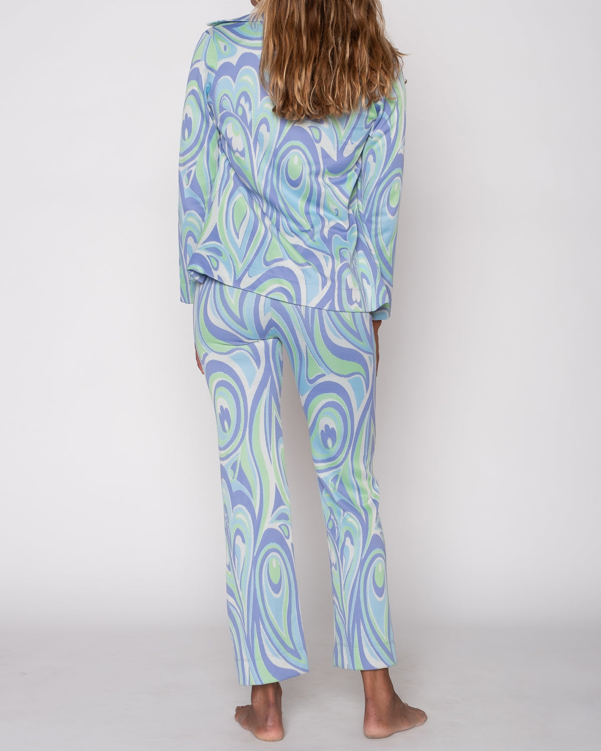  Tessa Pant - Ofelia